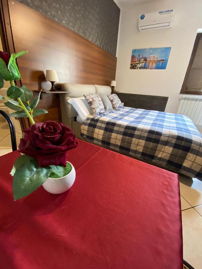 Villa Nancy Rooms Cimitile-Nola Екстер'єр фото