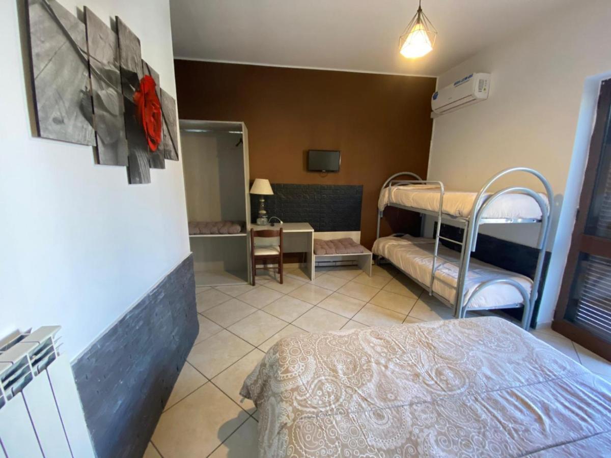 Villa Nancy Rooms Cimitile-Nola Екстер'єр фото