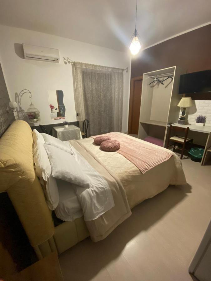 Villa Nancy Rooms Cimitile-Nola Екстер'єр фото