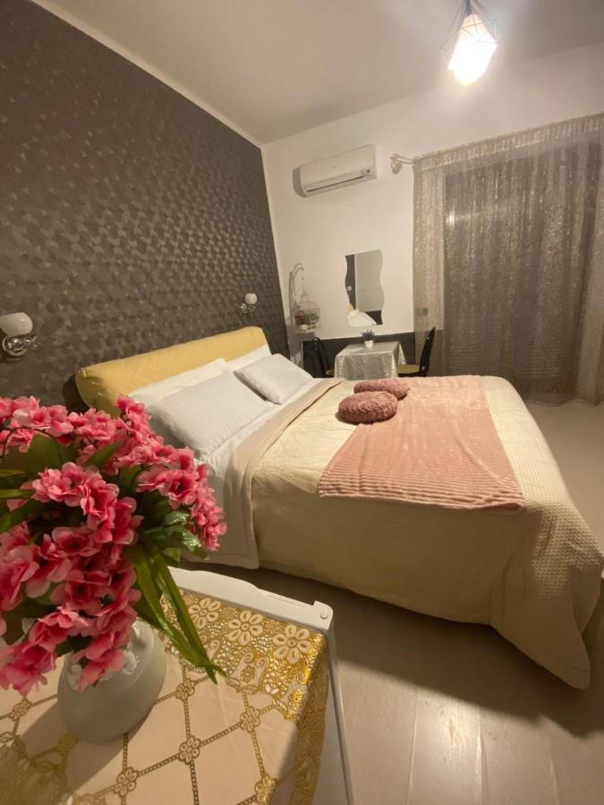 Villa Nancy Rooms Cimitile-Nola Екстер'єр фото